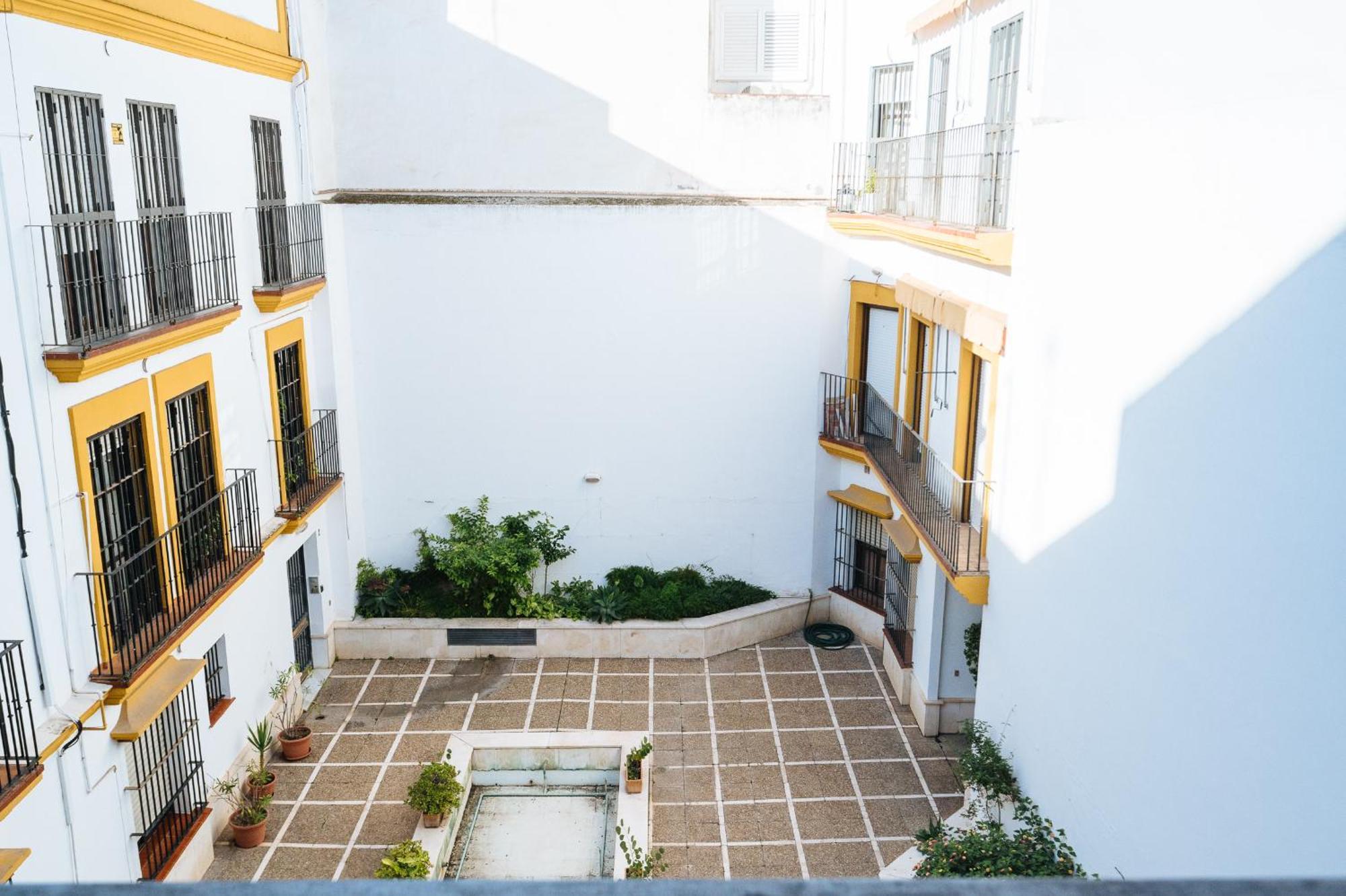 Pilsev Center Apartment Sevilla Exterior foto